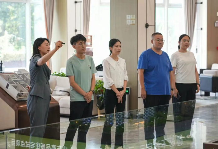 2026世界杯足球官网发展公司开展新员工重点项目观摩 ,夯实成长根基